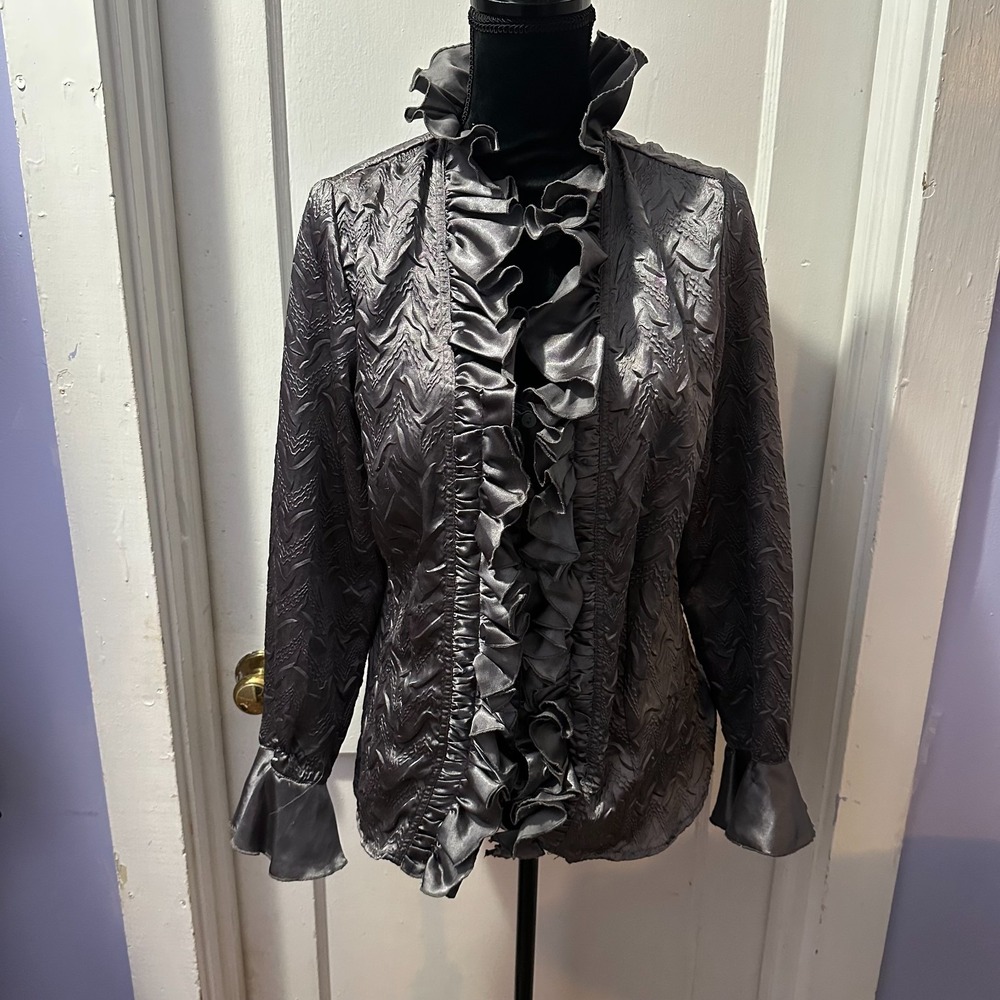 Harve Benard‎ Grey Ruffled Top in L